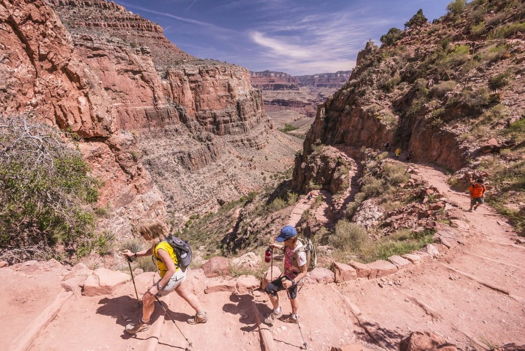 How hard is it to hike the Grand Canyon