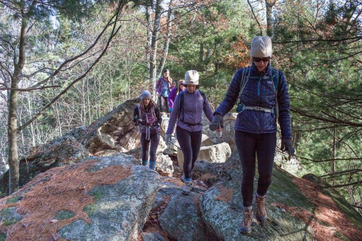 Should you wear long pants when hiking