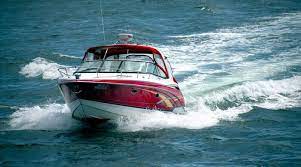 Is 60 mph a good speed for a boat?
