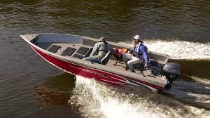 What is the lightest outboard motor with an output of 8 horsepower?