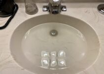 Bathroom Sinks Backing Up Into Each Other?