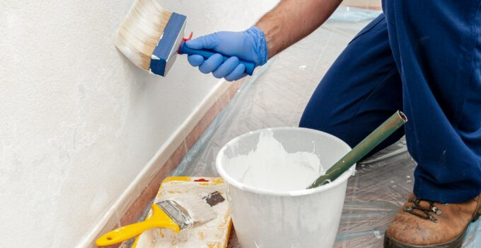 Can You Spray Lacquer Over Latex Paint?